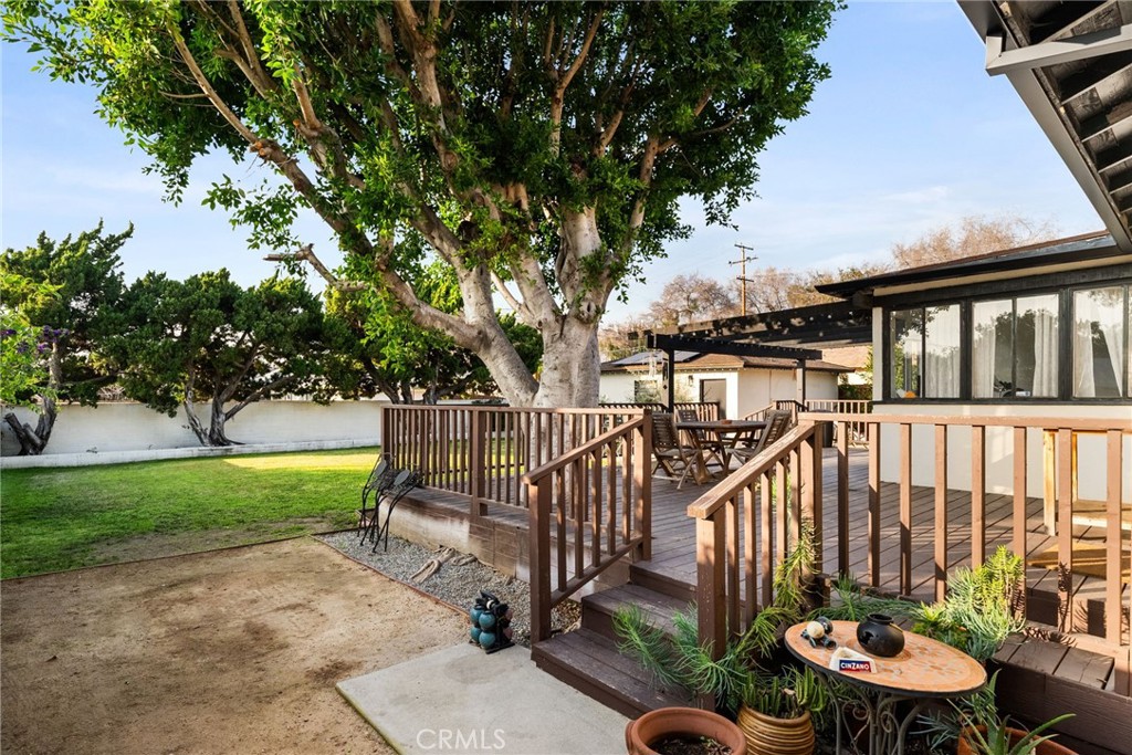 1589 Hacienda Place