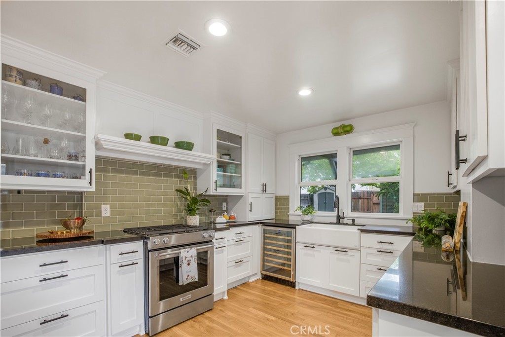 2433 3rd Street