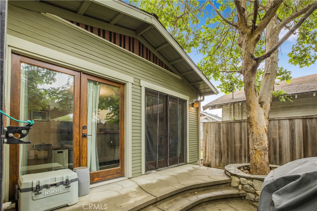 2433 3rd Street