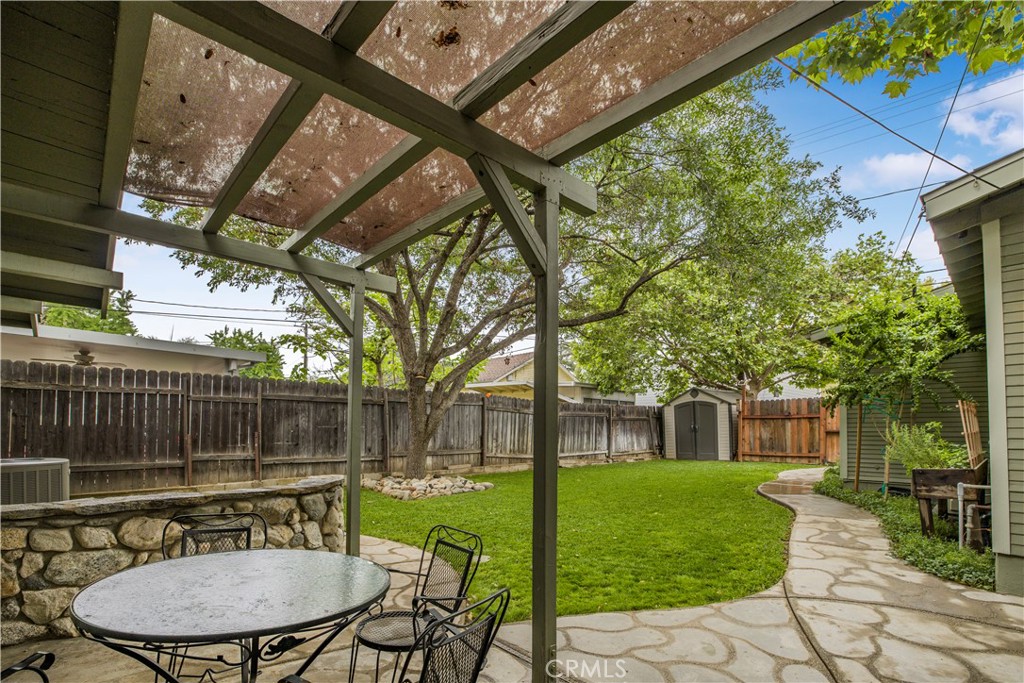 2433 3rd Street