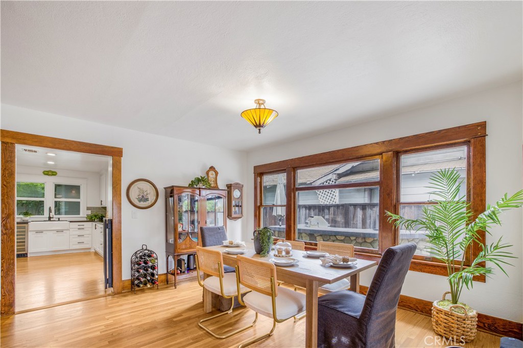 2433 3rd Street