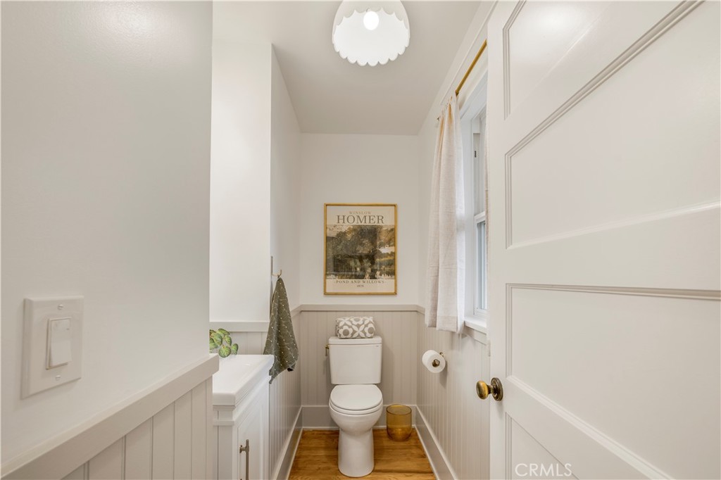 2433 3rd Street