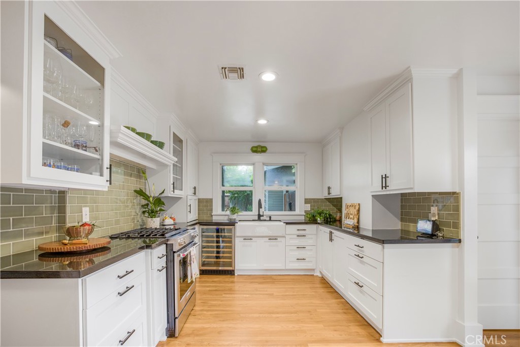 2433 3rd Street