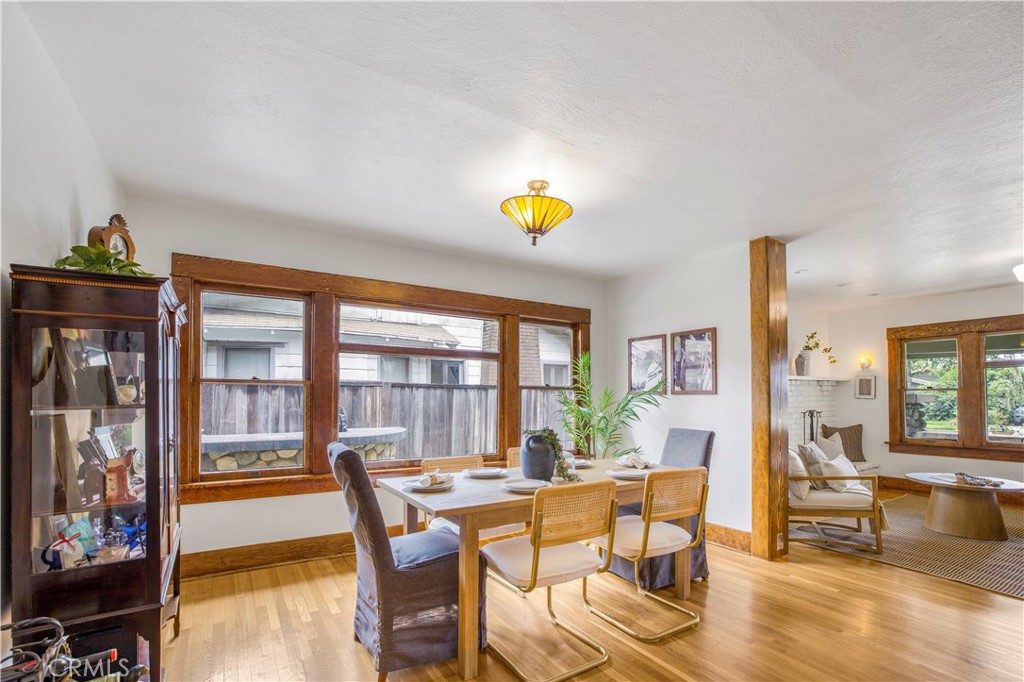 2433 3rd Street