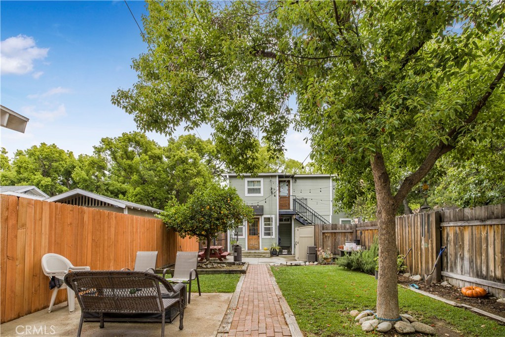2325 Bonita Avenue