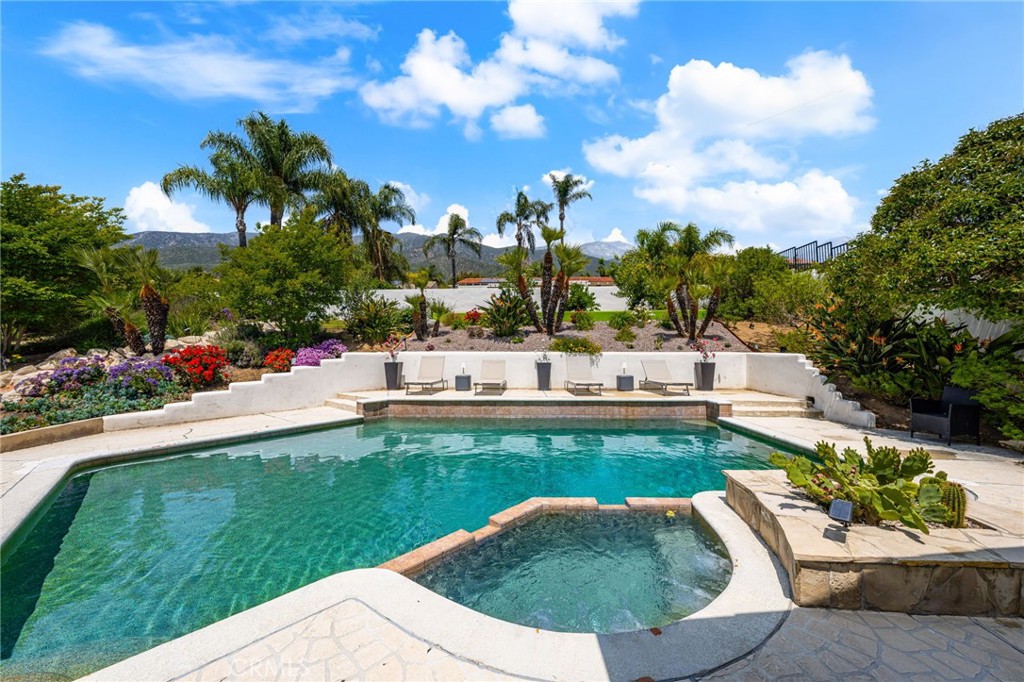 2525 Jonquil Drive