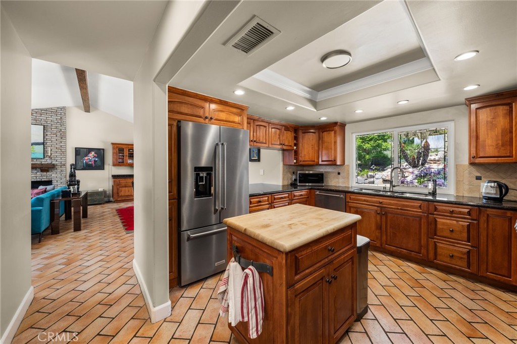 2525 Jonquil Drive