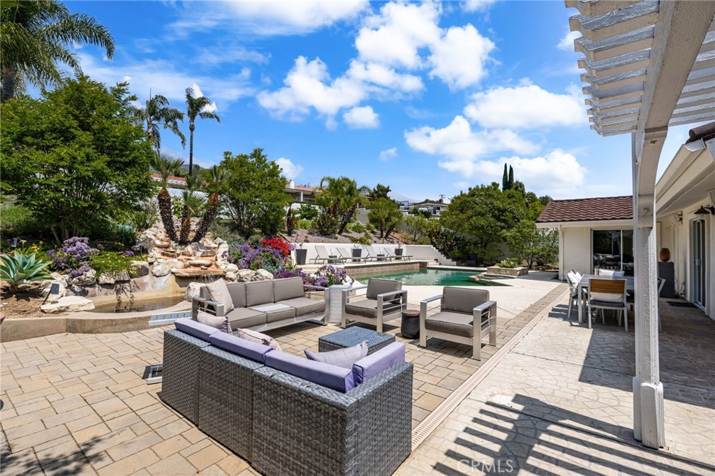 2525 Jonquil Drive