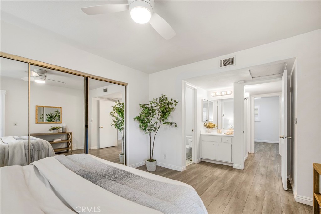 939 W Pine Street 44/D