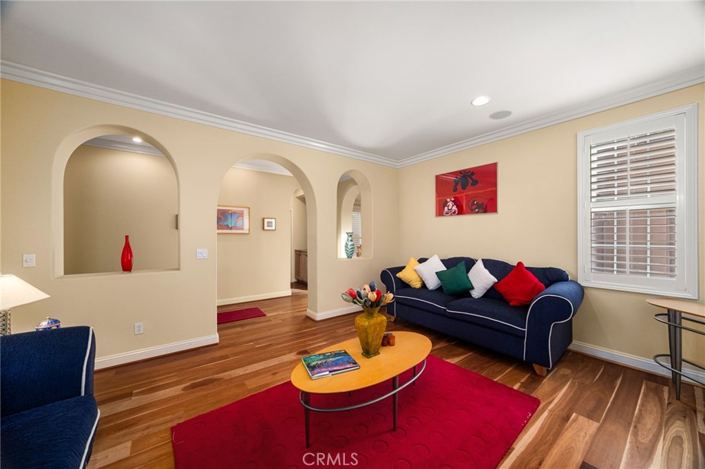 1238 Leggio Lane