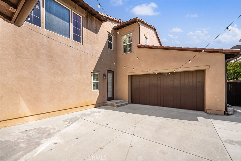 1238 Leggio Lane