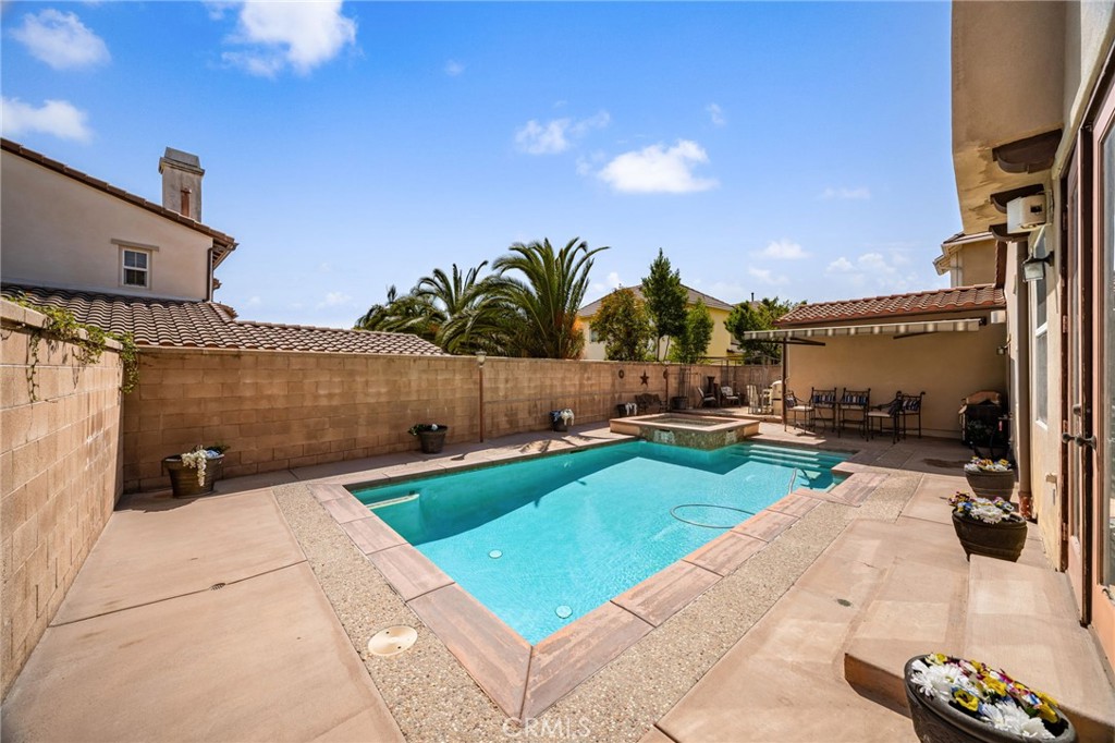1238 Leggio Lane