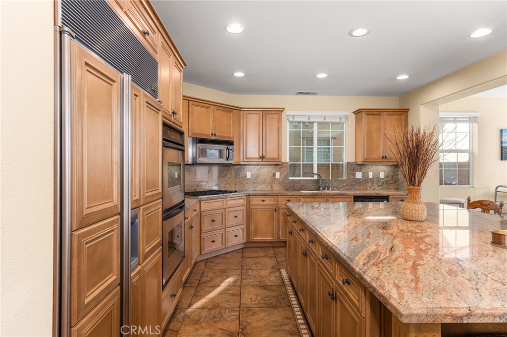 1238 Leggio Lane