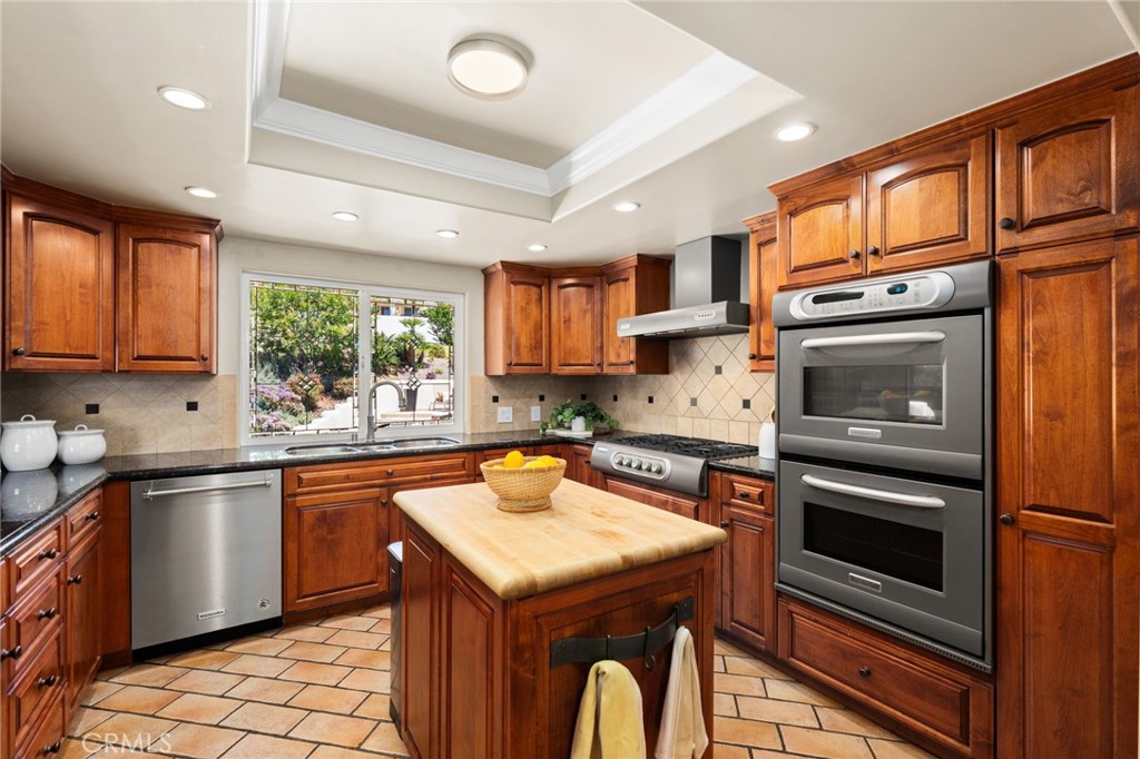 2525 Jonquil Drive