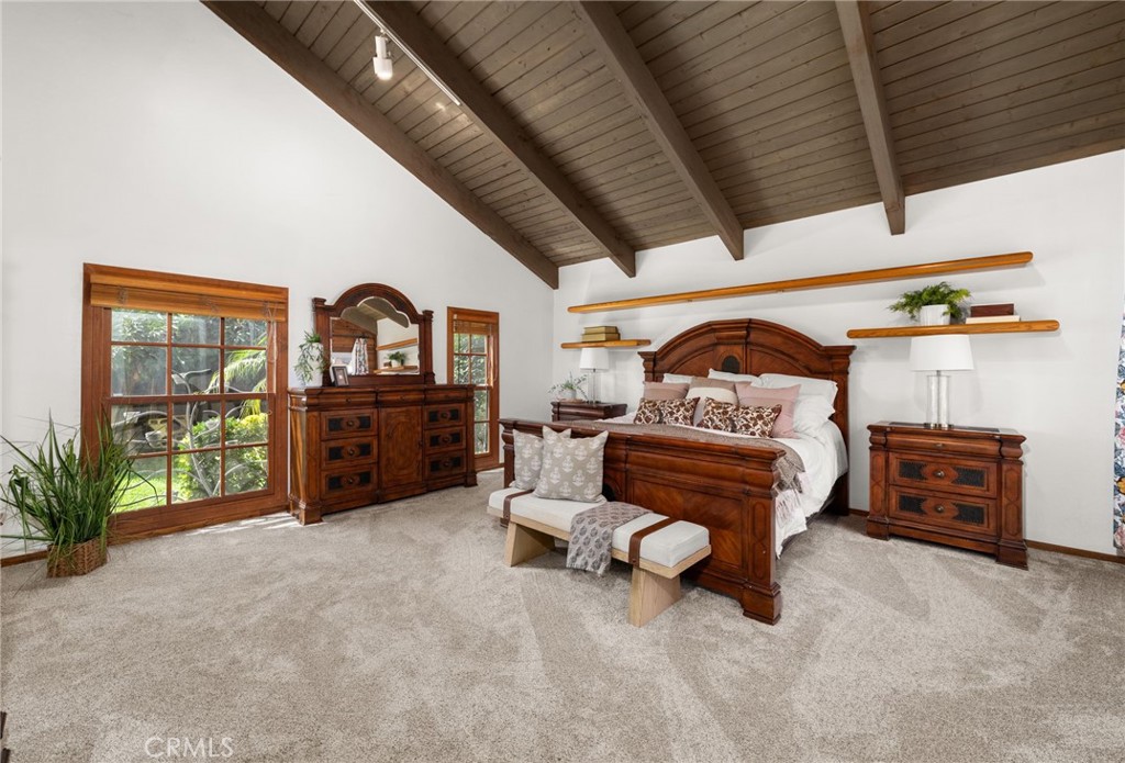 2305 Bonnie Brae Avenue