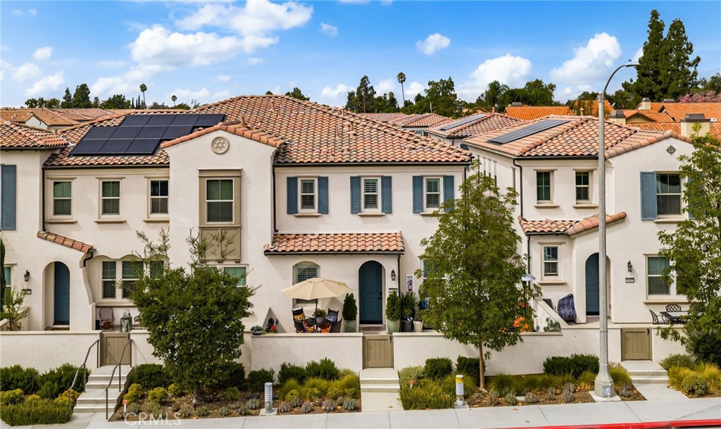 1419 N Indian Hill Boulevard