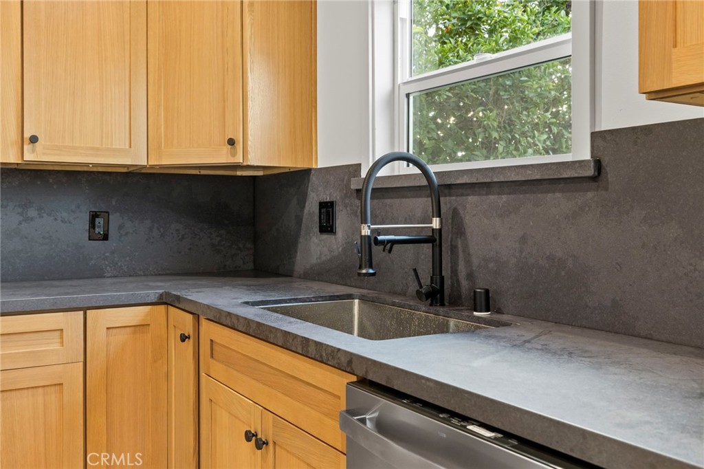 3064 Sepulveda Avenue