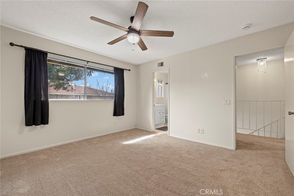 216 Whitney Avenue 2