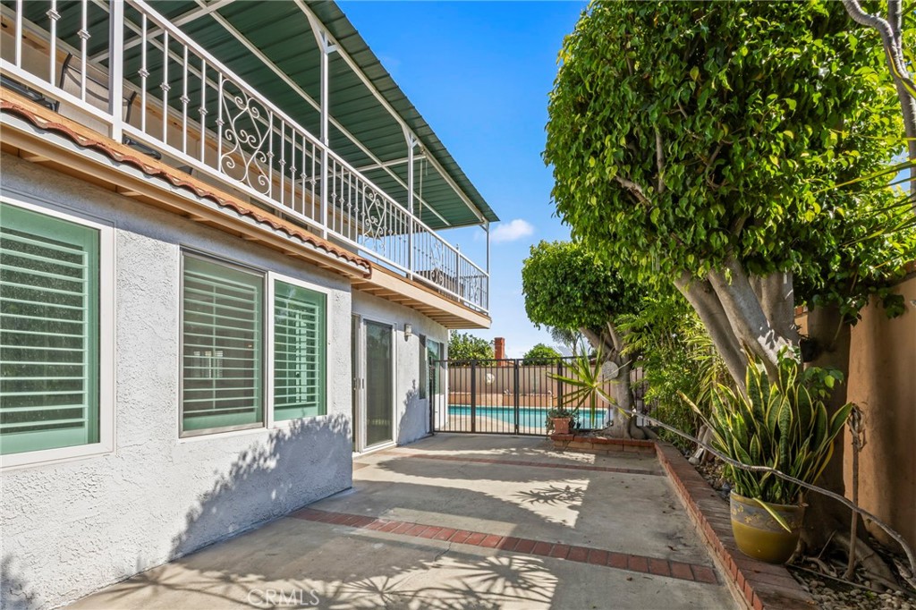 541 Fairwood Street
