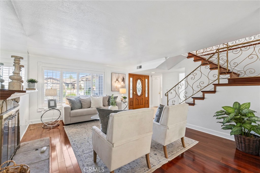 541 Fairwood Street