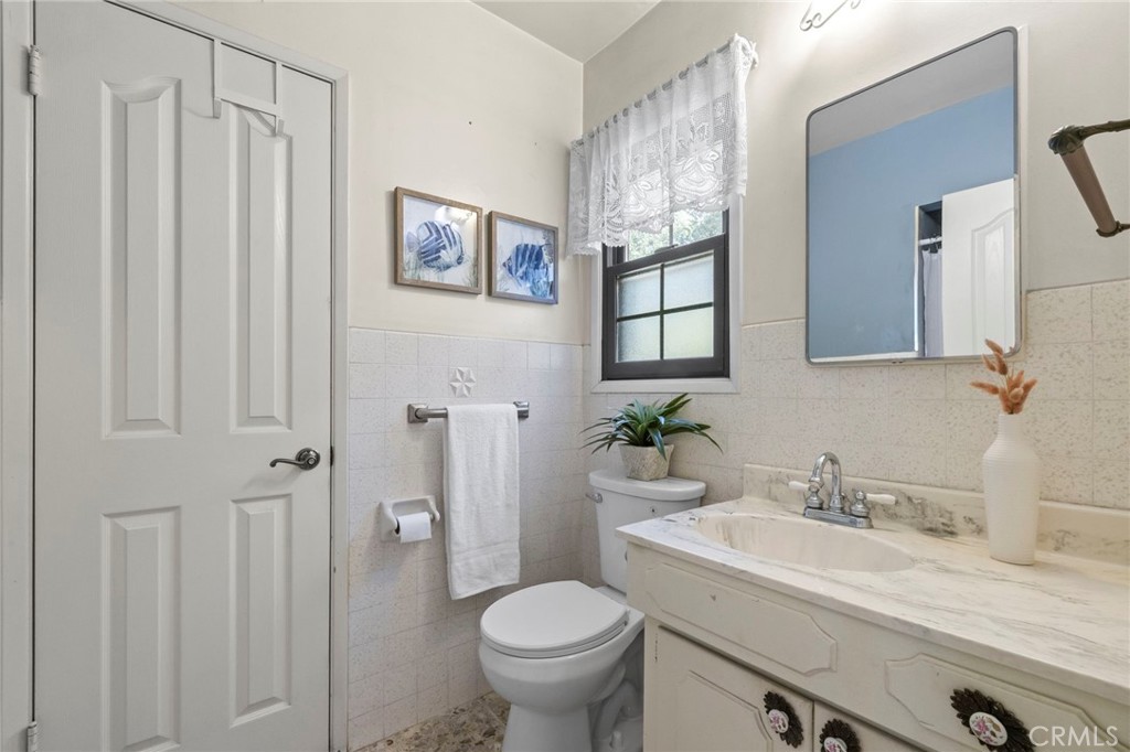 1483 Loma Sola Court
