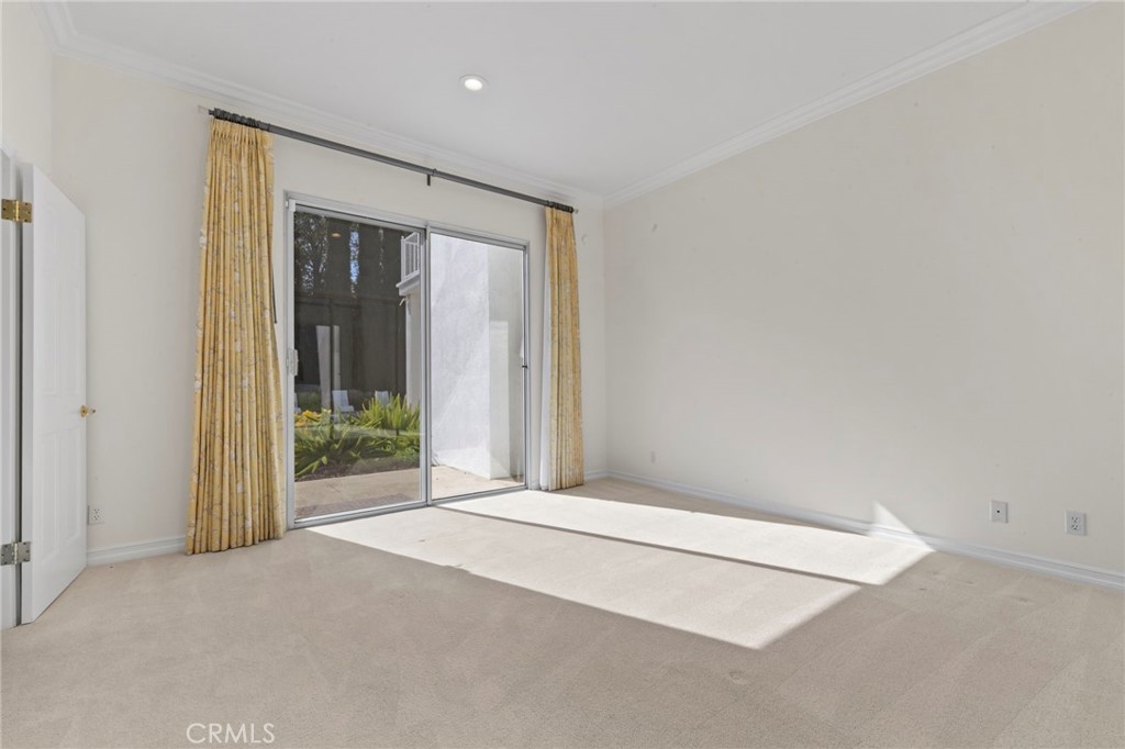 5072 Castle Court