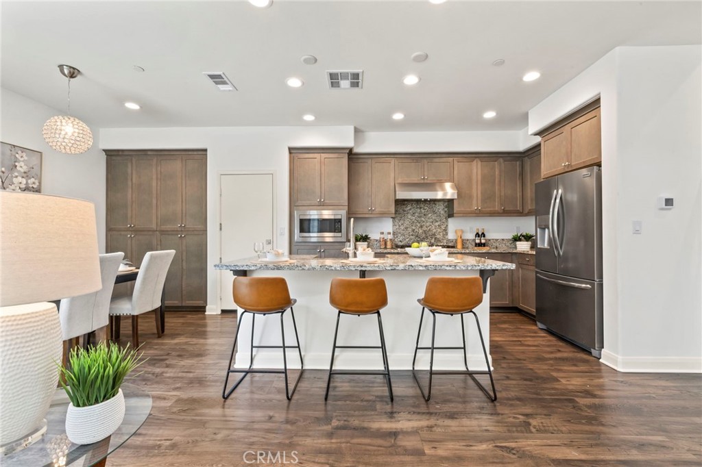 7427 Solstice Place