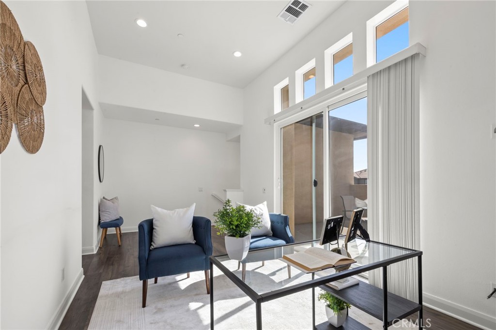 7427 Solstice Place