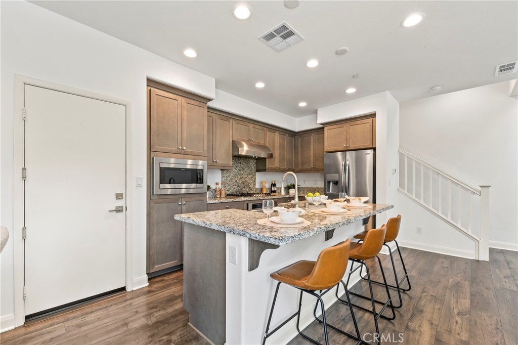 7427 Solstice Place