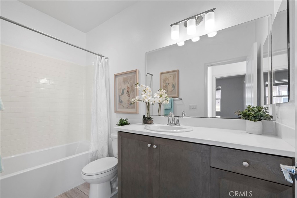 7427 Solstice Place