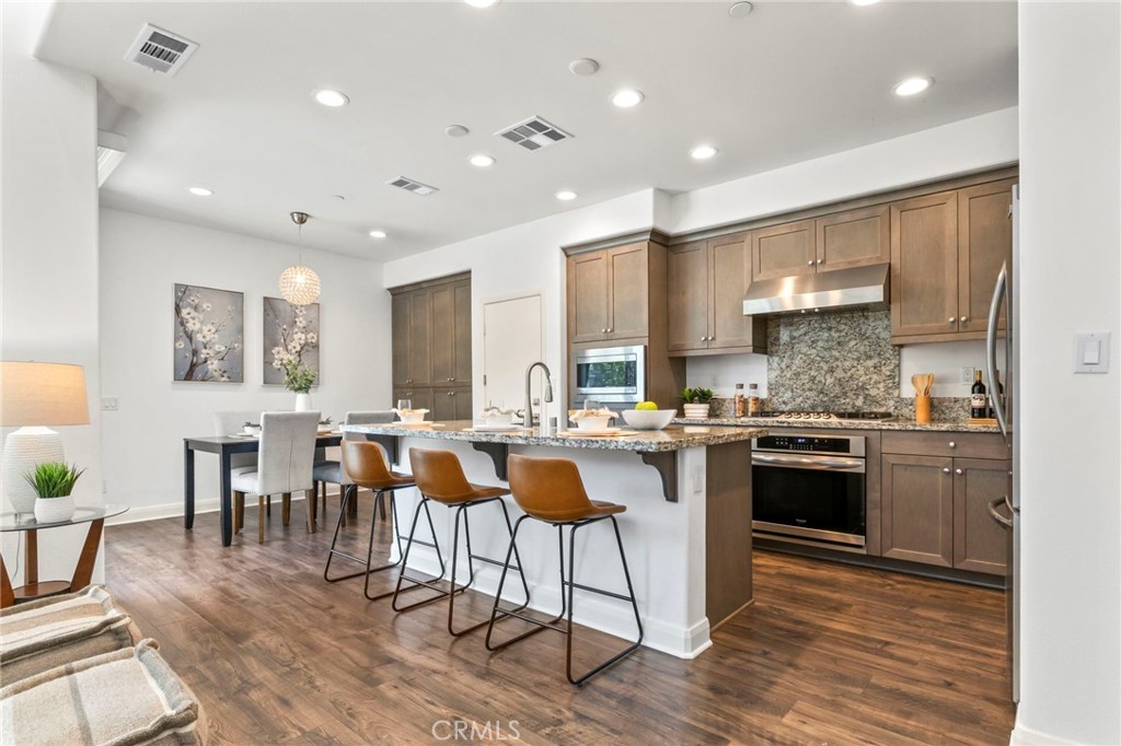 7427 Solstice Place