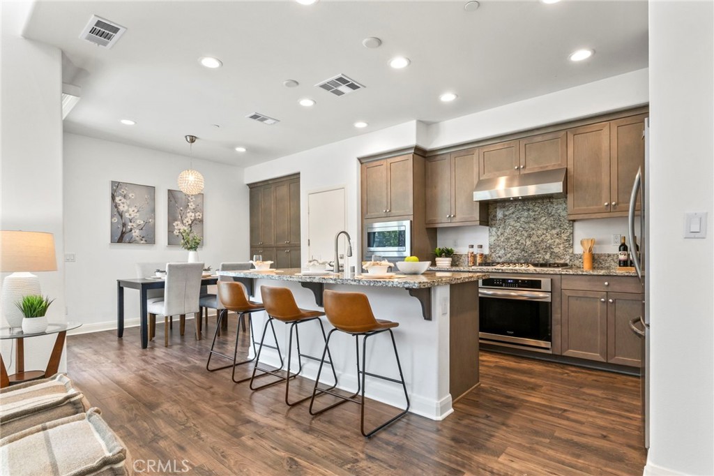 7427 Solstice Place