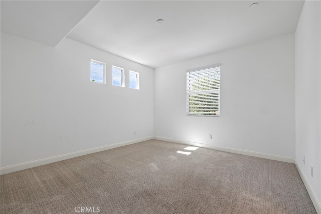 7427 Solstice Place