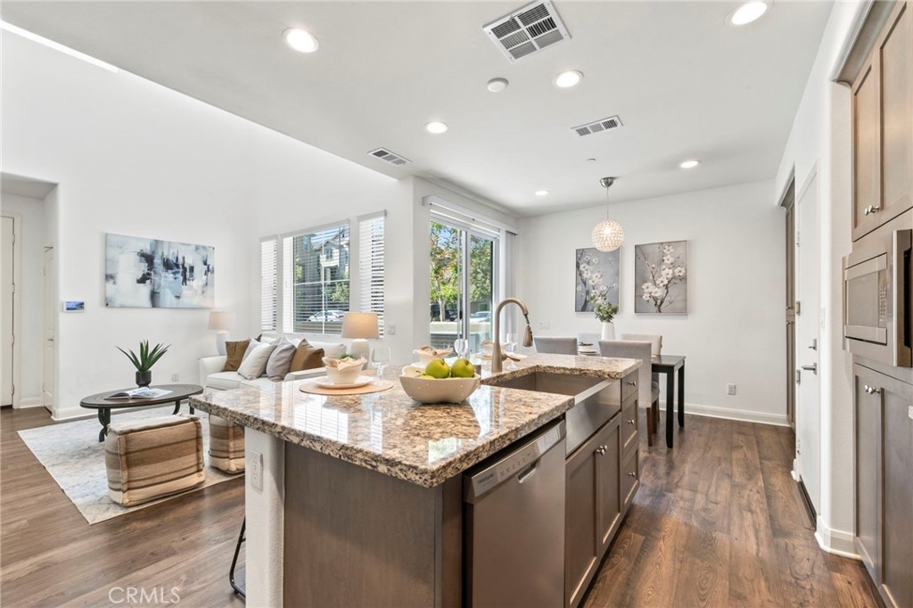 7427 Solstice Place