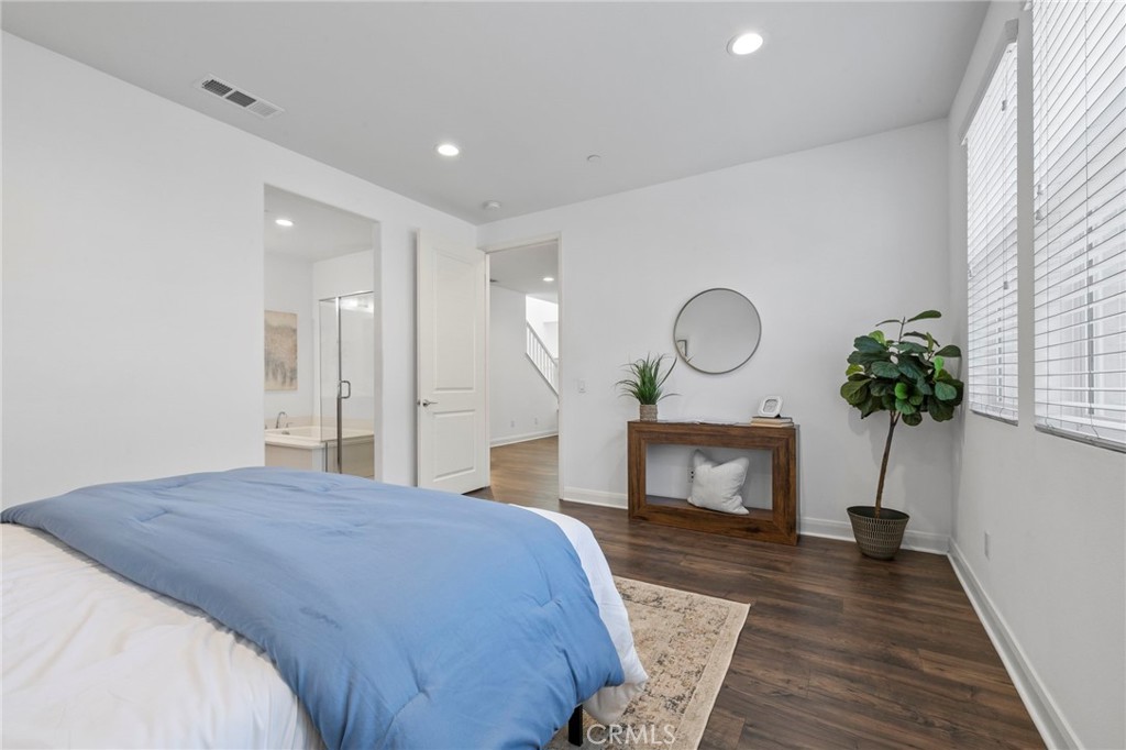 7427 Solstice Place