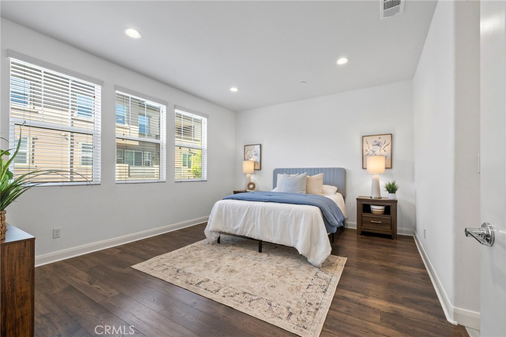 7427 Solstice Place