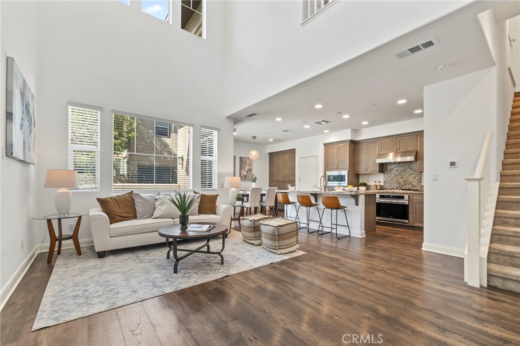 7427 Solstice Place
