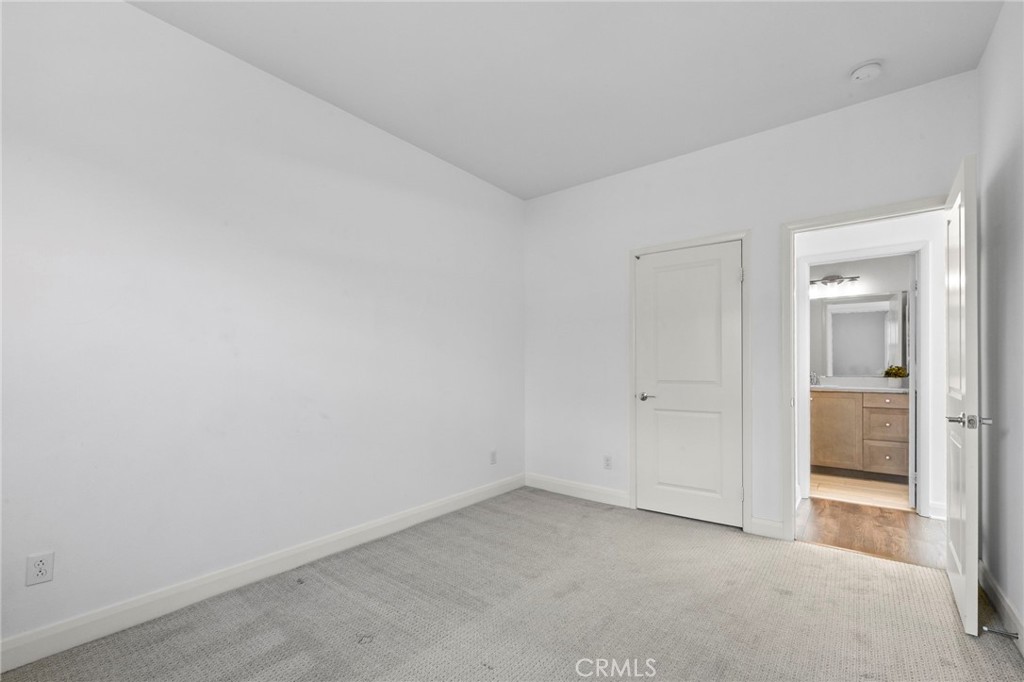7427 Solstice Place