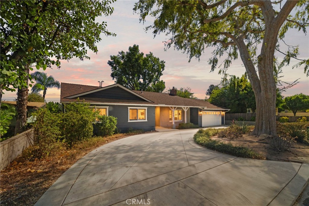 7547 Alta Cuesta Drive