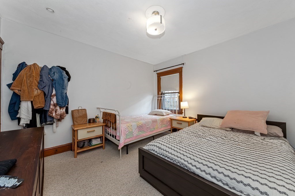 39 Cottage Park Road