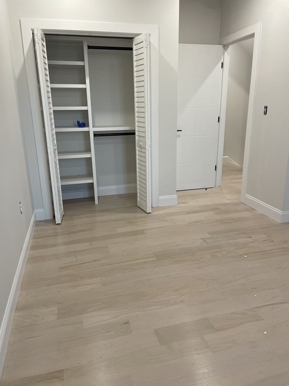 61 Falcon St # 3