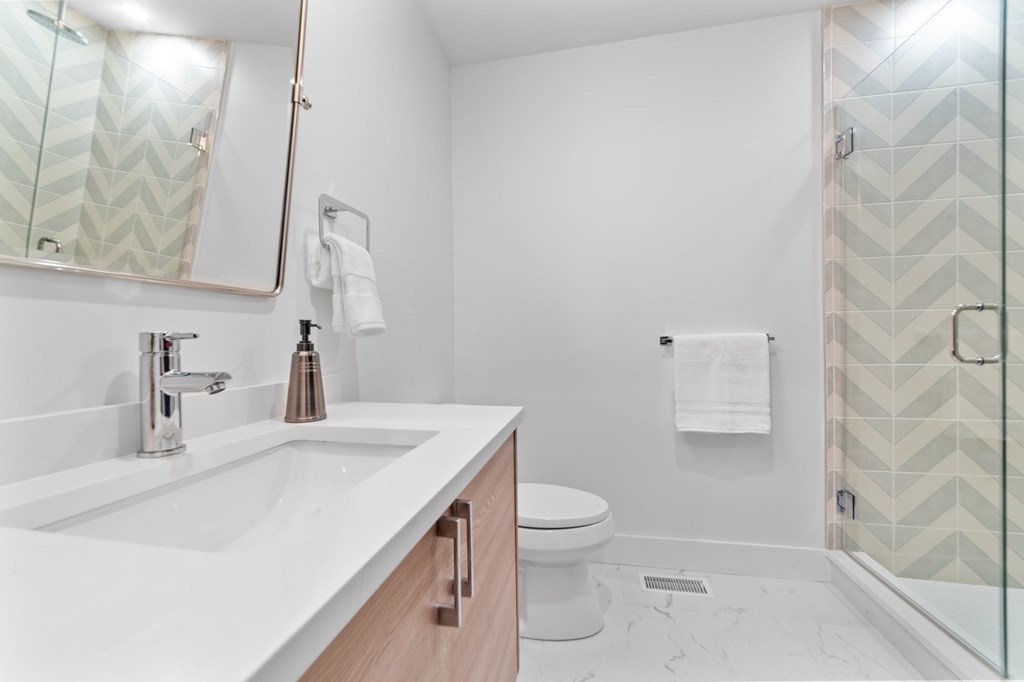 14 Bowdoin Ave # 1