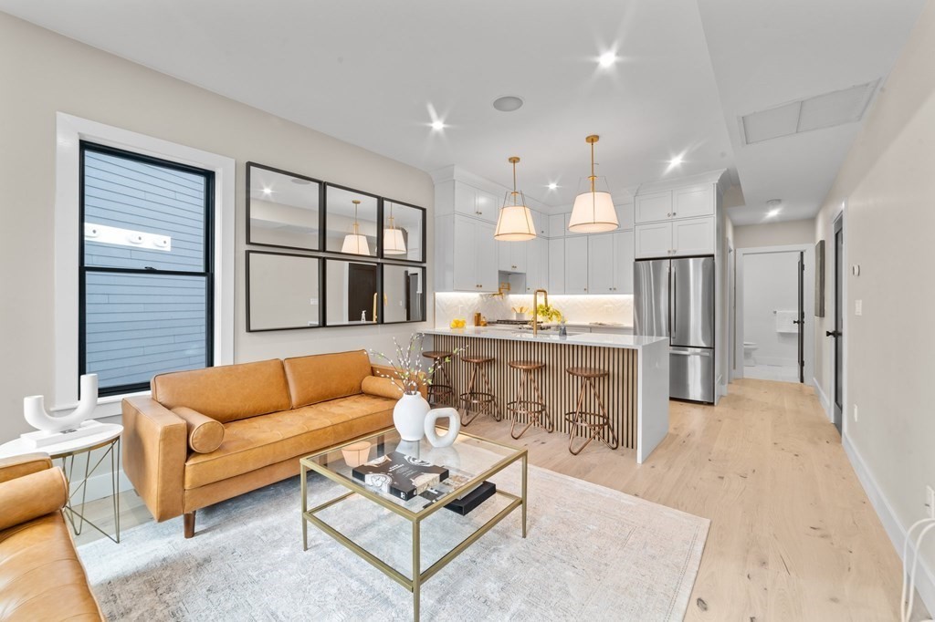 14 Bowdoin Ave # 1
