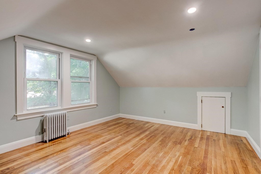 137 Plain Road