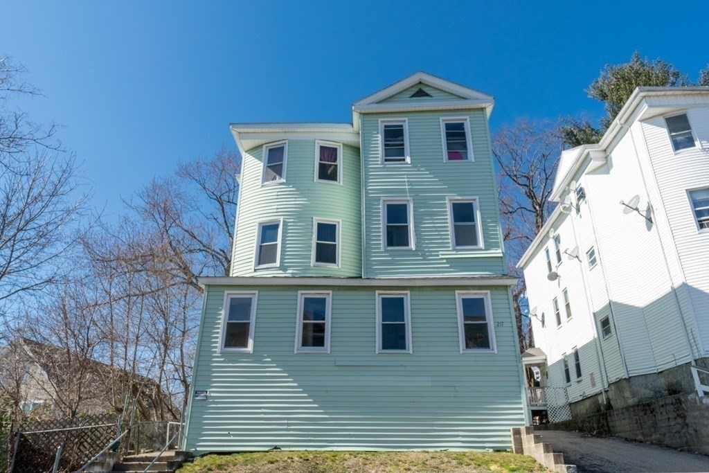 217 Beacon St