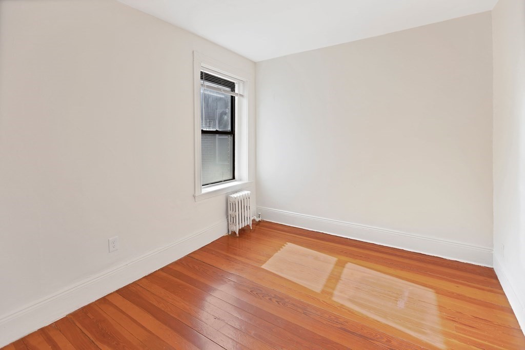 866 Huntington Avenue # 3