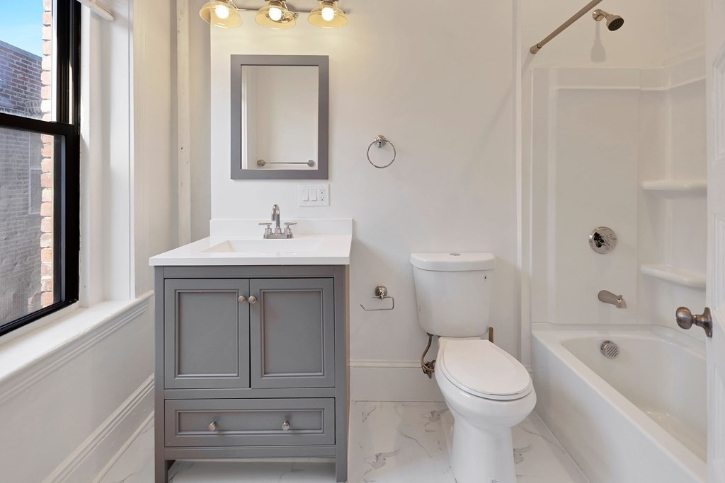 866 Huntington Avenue # 3