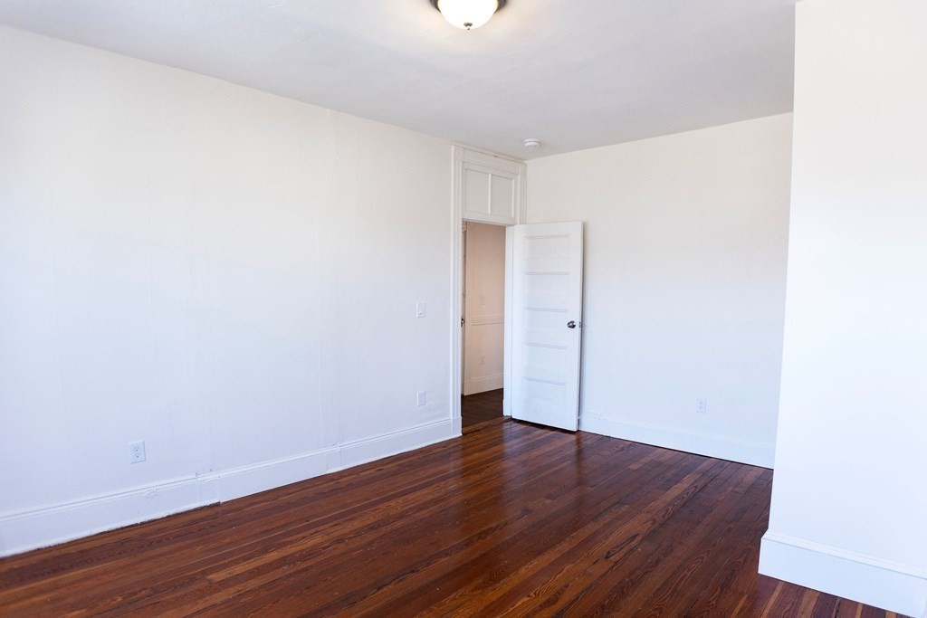 866 Huntington Avenue # 3