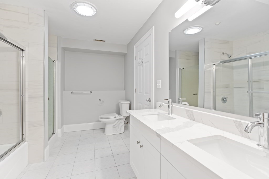 320 W Broadway # 2