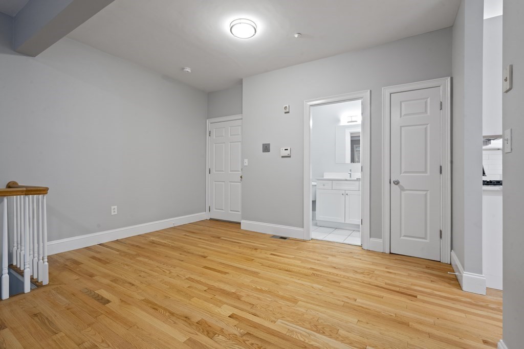 320 W Broadway # 2